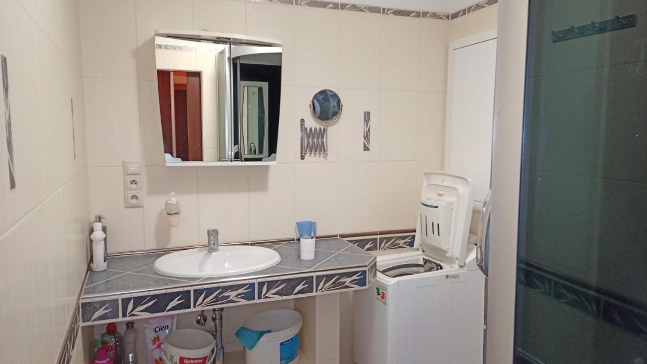 Apartment Wolf Pokojne V Povazskej Bystrici Ticha Lokalita S Parkovanim Vsade Blizko Vhodne Pre Pracovne Cesty Turistiku Aj Oddych Plne Vybavena Kuchyna Povazska Bystrica